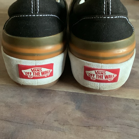 Platform vans - Picture 2 of 4